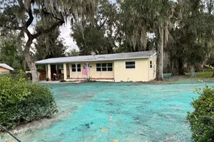 106 S Oakland Ave, San Mateo, FL 32187 - Photo 1