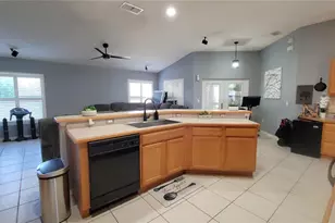 2937 India Blvd, Deltona, FL 32738 - Photo 13