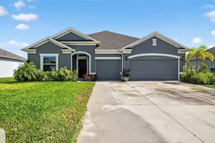 4398 Lago Vis Dr, Sebastian, FL 32976 - Photo 1