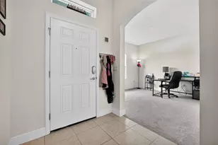 4398 Lago Vis Dr, Sebastian, FL 32976 - Photo 9