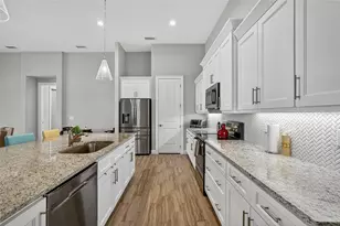 212 Fuchsia St, Daytona Beach, FL 32124 - Photo 5