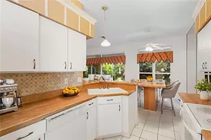 2071 Friar Tuck Ln, Orange City, FL 32763 - Photo 21