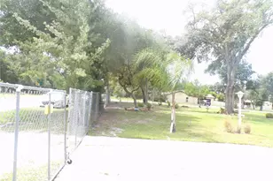 1037 Collins Ave, Orange City, FL 32763 - Photo 5