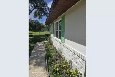 1037 Collins Avenue, Orange City, FL 32763 - Photo 7