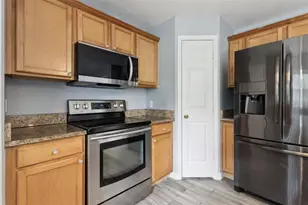 905 Cascade Falls Ln, Deland, FL 32720 - Photo 17