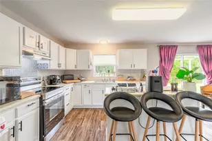 1003 Dampierre Ct, Kissimmee, FL 34759 - Photo 9