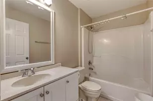 1519 S Silverstone Ct, Orange City, FL 32763 - Photo 13