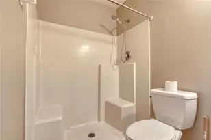 1519 S Silverstone Ct, Orange City, FL 32763 - Photo 11