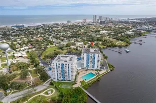 935 N Halifax Ave, Daytona Beach, FL 32118 - Photo 31