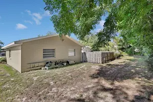 569 Parkdale Ct, Deland, FL 32724 - Photo 35