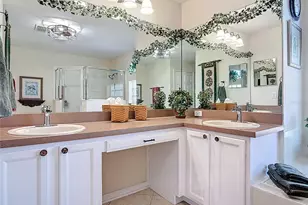 881 Goldcoast Dr, Deltona, FL 32725 - Photo 35