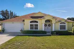 881 Goldcoast Dr, Deltona, FL 32725 - Photo 1
