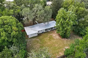 130 SW Peach St, Keystone Heights, FL 32656 - Photo 5