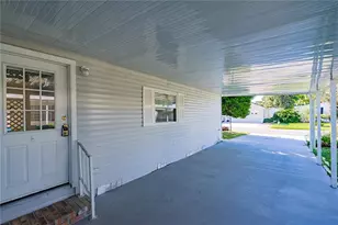 701 Helmsman Ln, Edgewater, FL 32141 - Photo 5