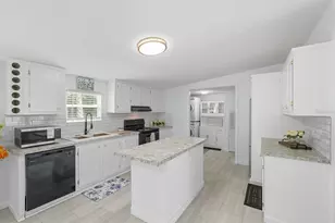 1137 Yaupon St, Daytona Beach, FL 32117 - Photo 3