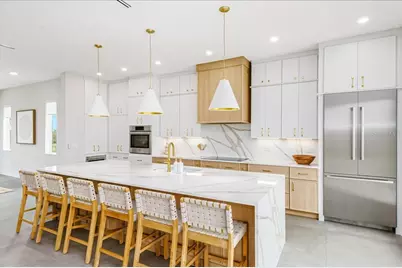 2050 Atlantic Avenue S, Cocoa Beach, FL 32931 - Photo 11