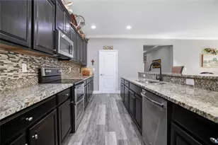 105 Blanco Dr, Deland, FL 32724 - Photo 9