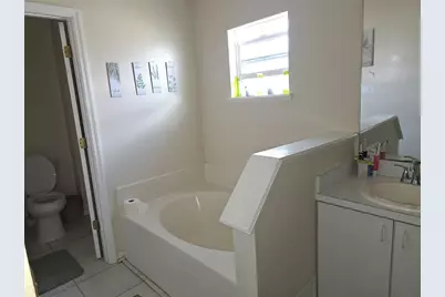 1778 Baldock Court, Deltona, FL 32738 - Photo 23