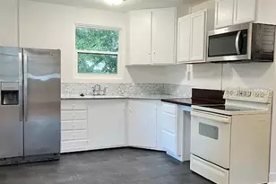 330 S Woodland Blvd, Deland, FL 32720 - Photo 5