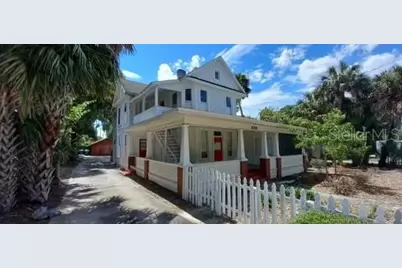 330 S Woodland Boulevard #4, Deland, FL 32720 - Photo 1