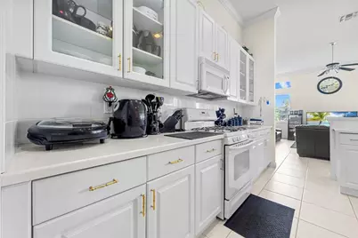 172 NW Magnolia Lakes Boulevard, Port Saint Lucie, FL 34952 - Photo 15