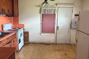 351 S Osceola St, Deland, FL 32724 - Photo 3