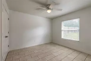 235 Lancaster Ave, Orange City, FL 32763 - Photo 17