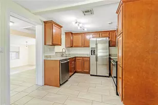 137 Caracas Rd, Debary, FL 32713 - Photo 3