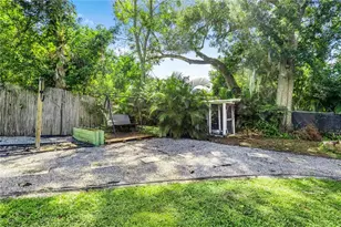 137 Caracas Rd, Debary, FL 32713 - Photo 11