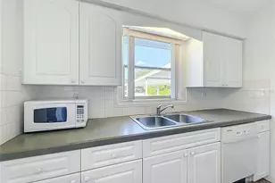 1401 Orange Tree Dr, Edgewater, FL 32132 - Photo 15