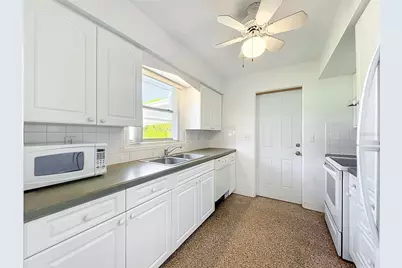 1401 Orange Tree Drive, Edgewater, FL 32132 - Photo 13