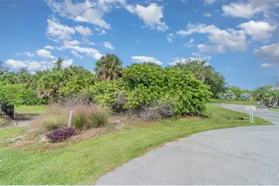 254 Spring Drive, Rotonda West, FL 33947 - Photo 5