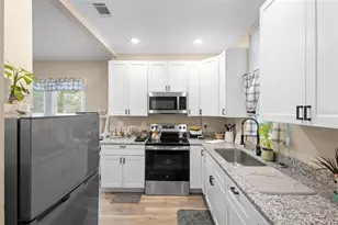 135 S Arlington Ave, Deland, FL 32724 - Photo 15