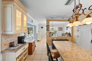 1330 N Shadow Ridge Dr, Deltona, FL 32725 - Photo 21