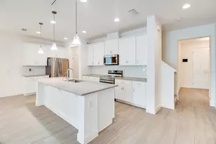 1129 Blue Gdn Dr, Deland, FL 32720 - Photo 5