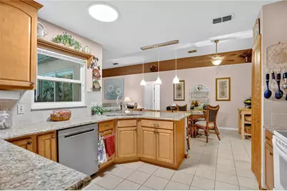 3070 Sixma, Deltona, FL 32738 - Photo 7