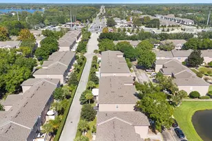 2853 Cliffe Ct, Oviedo, FL 32765 - Photo 11