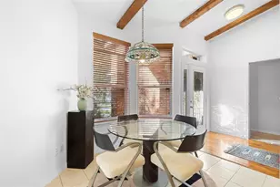 2047 Friar Tuck Ln, Orange City, FL 32763 - Photo 13