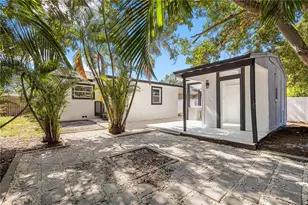 3135 33rd Ave N, Saint Petersburg, FL 33713 - Photo 27