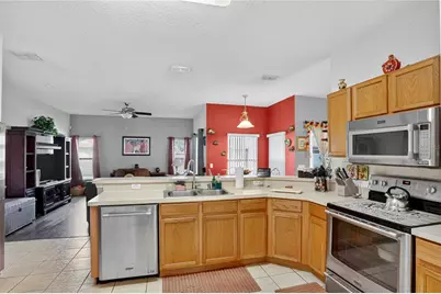 3637 Weatherfield Drive, Kissimmee, FL 34746 - Photo 19