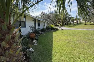 270 W McClendon St, Lady Lake, FL 32159 - Photo 19