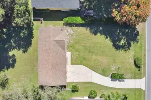 1301 N Amelia Ave, Deland, FL 32724 - Photo 25