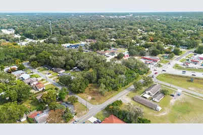 905 W Beresford Avenue, Deland, FL 32720 - Photo 11