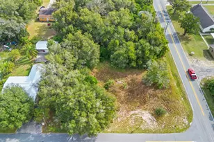 905 W Beresford Ave, Deland, FL 32720 - Photo 1