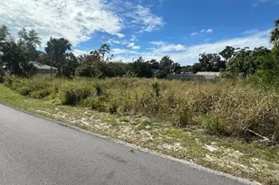 512 S Adelle Ave, Deland, FL 32720 - Photo 1