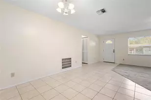 706 E Wisconsin Ave, Deland, FL 32724 - Photo 27