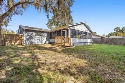 706 E Wisconsin Avenue, Deland, FL 32724 - Photo 7