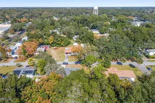 706 E Wisconsin Ave, Deland, FL 32724 - Photo 11