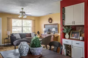 16325 SE 134th Ct, Weirsdale, FL 32195 - Photo 11