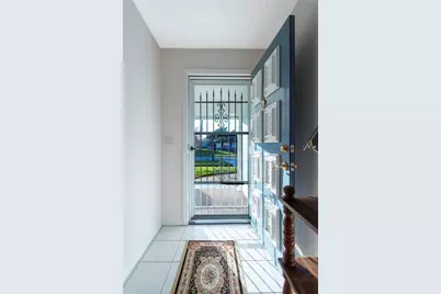 2420 Pine Tree Circle Drive, Orange City, FL 32763 - Photo 9